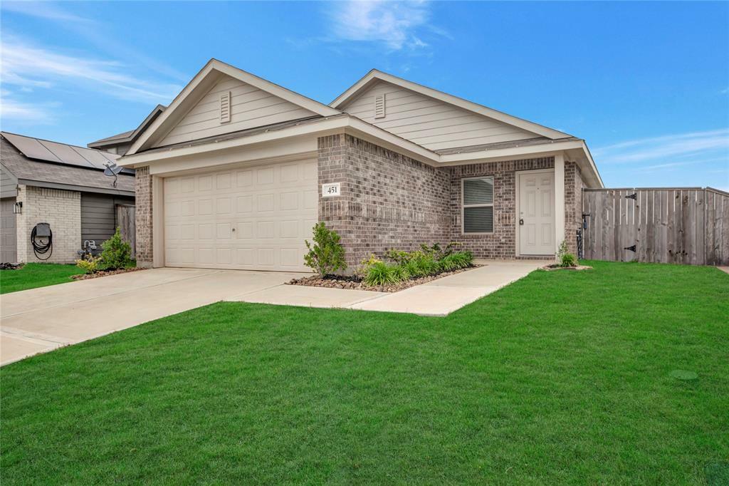 Property Photo:  451 Jewett Meadow Drive  TX 77354 