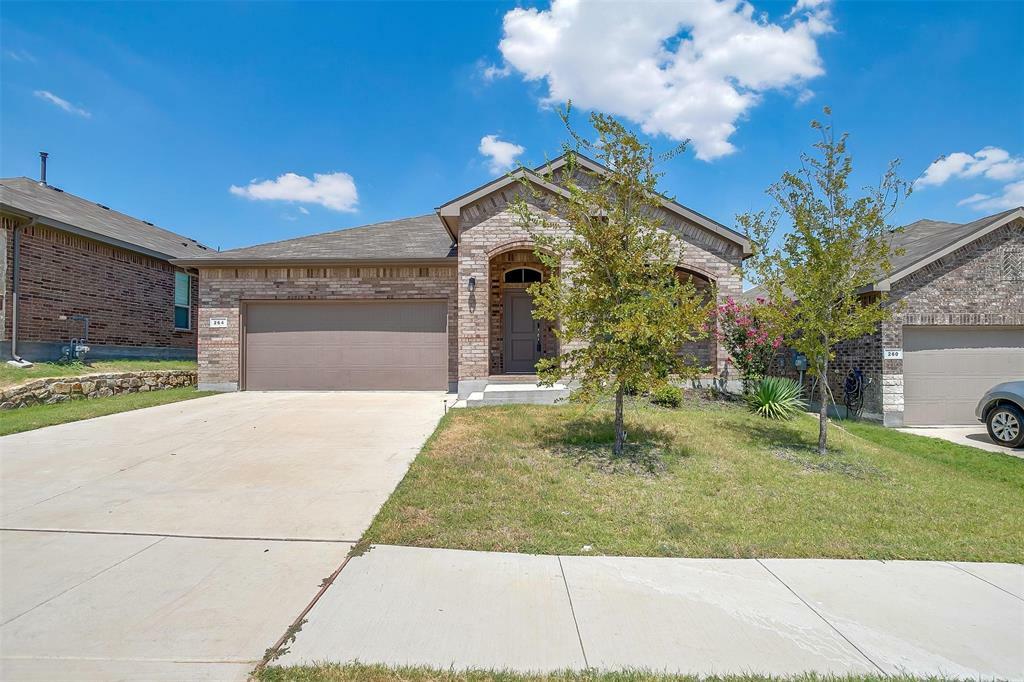 Property Photo:  264 Irish Moss Drive  TX 76052 