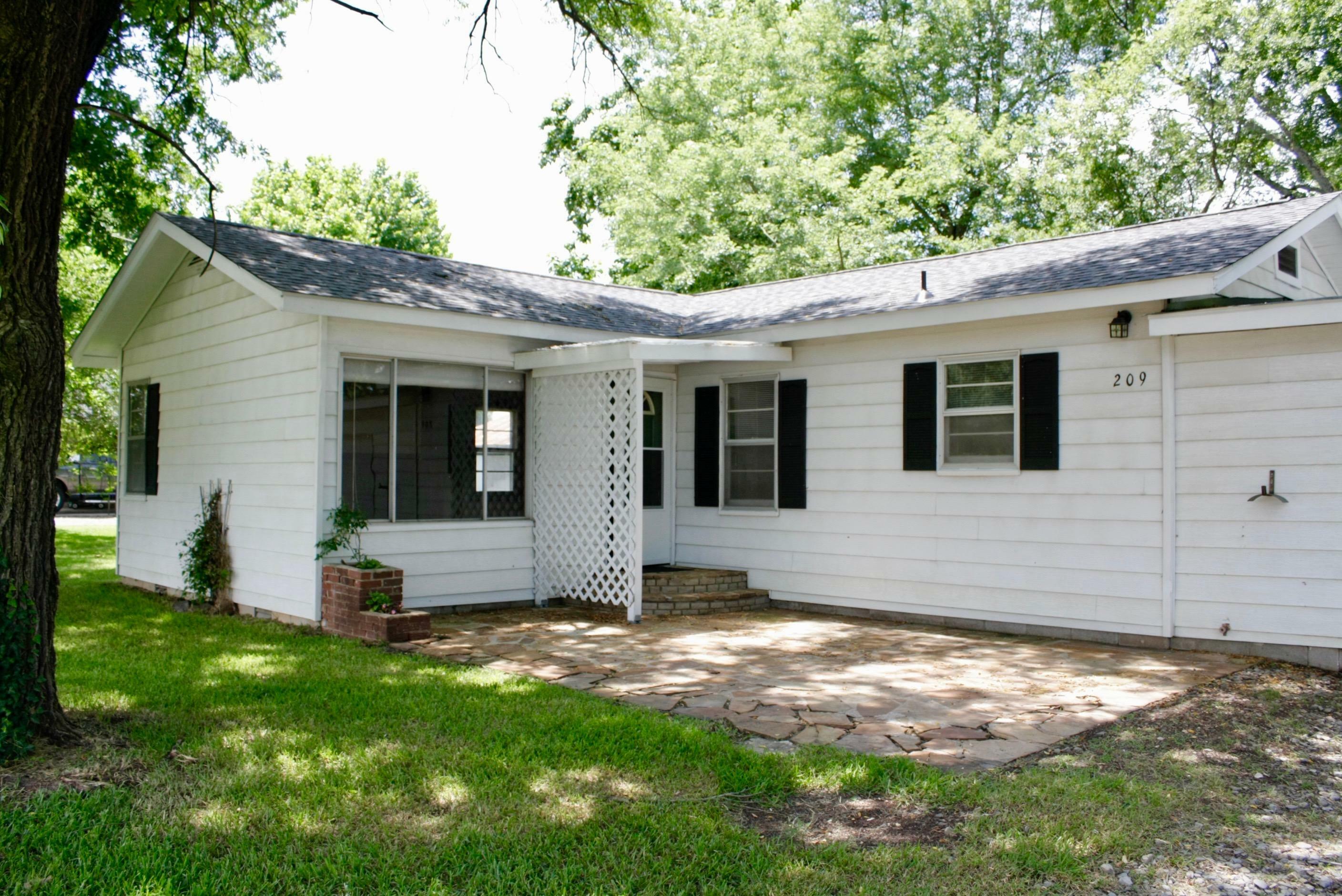 Property Photo:  209 N Skaggs Road  AR 72830 