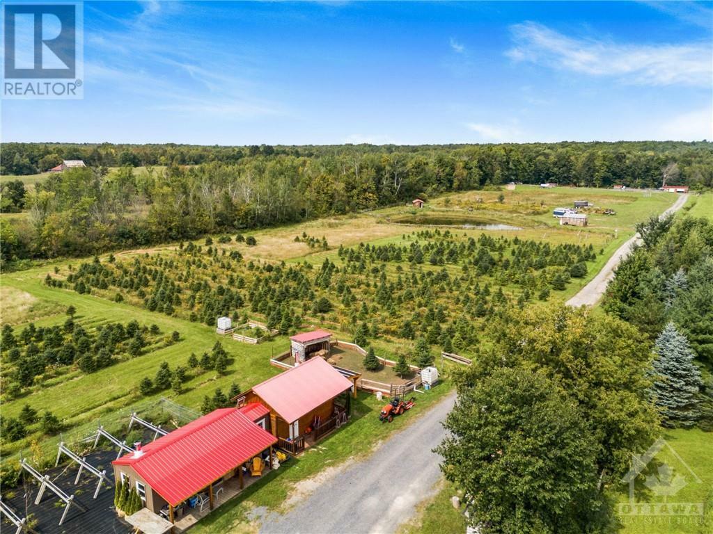 Property Photo:  19509 Country 43 Road  ON K0C 1A0 