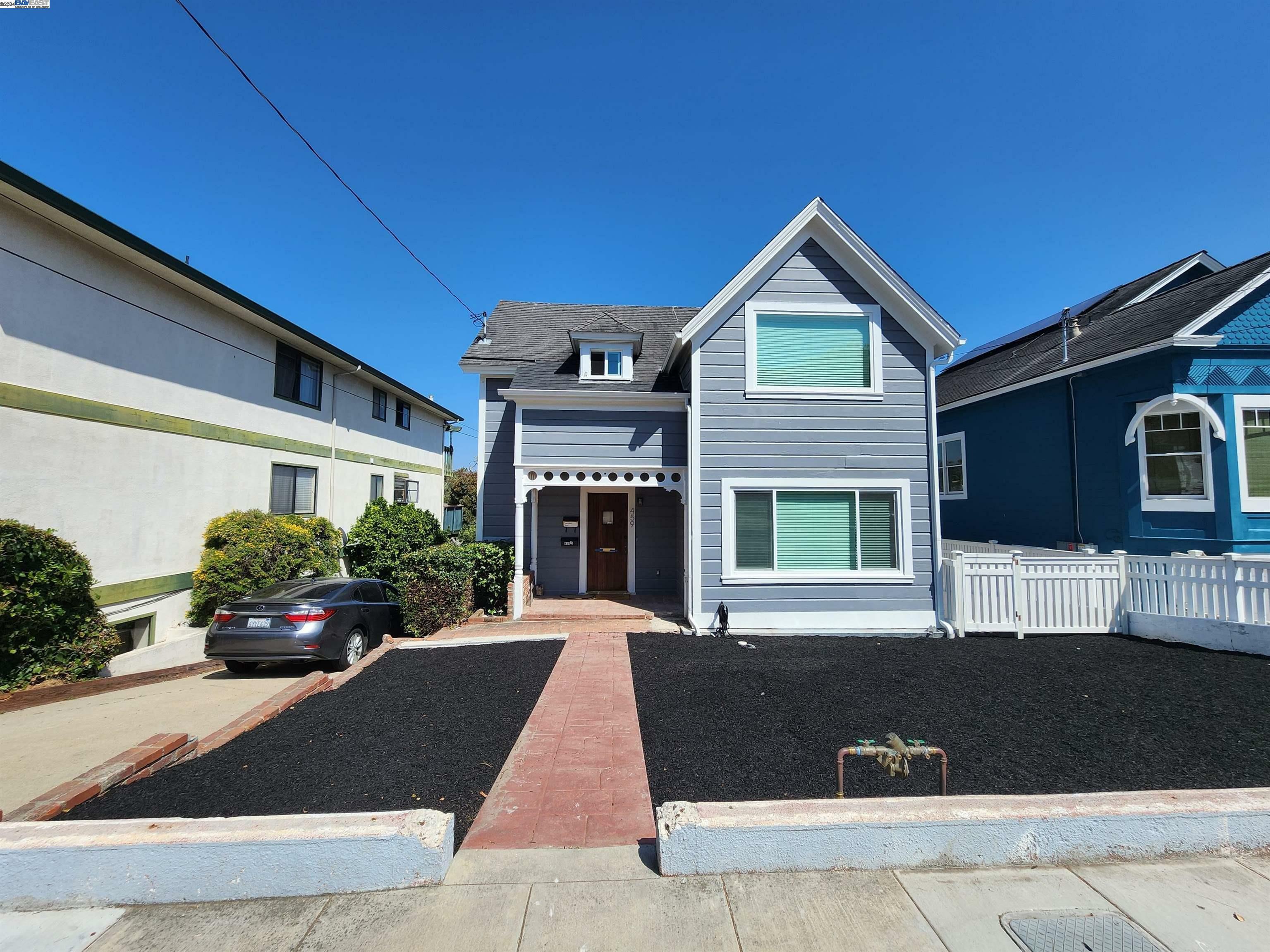 Property Photo:  459 Larkin Street  CA 93940 