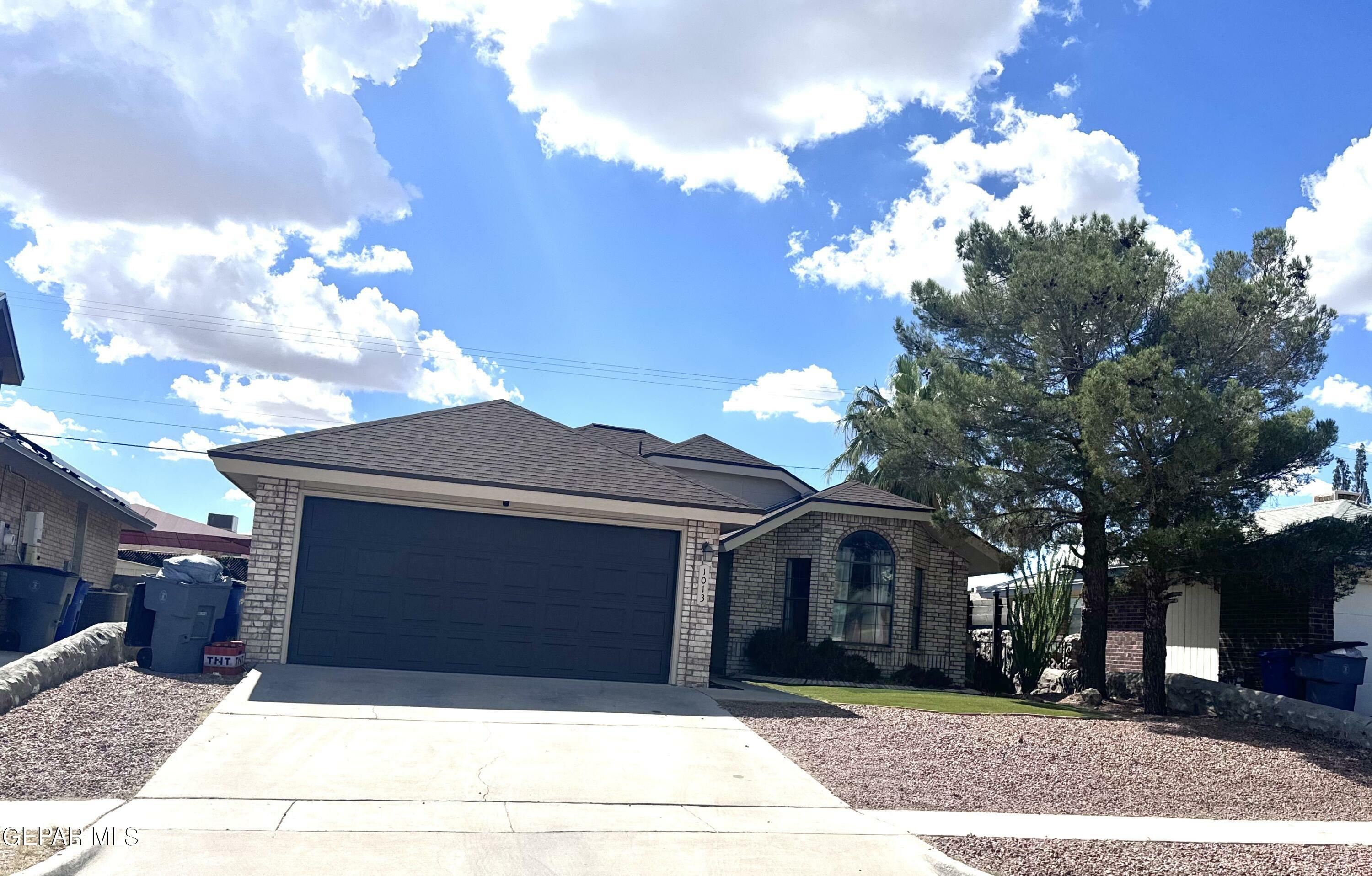 Property Photo: 1013 Chiricahua Drive TX 79912