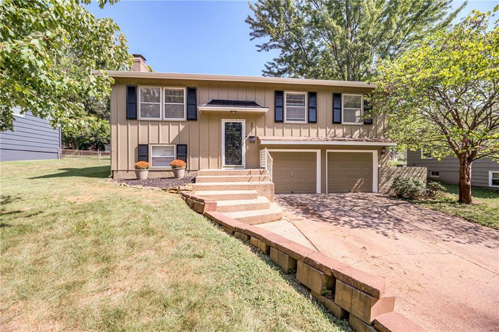 Property Photo:  8811 W 89th Street  KS 66212 