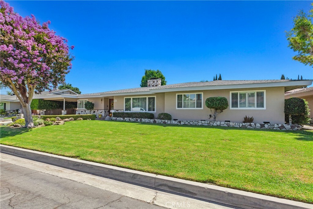 Property Photo:  9910 Haledon Avenue  CA 90240 