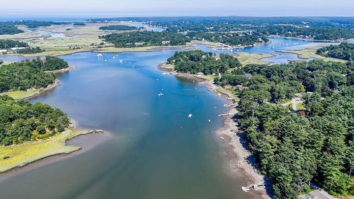 Property Photo:  268 Magnolia Ave  MA 01930 