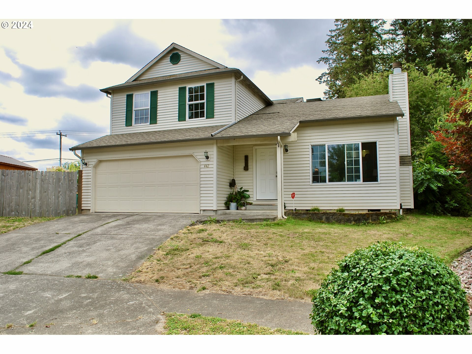 442 SE 43rd Cir  Troutdale OR 97060 photo