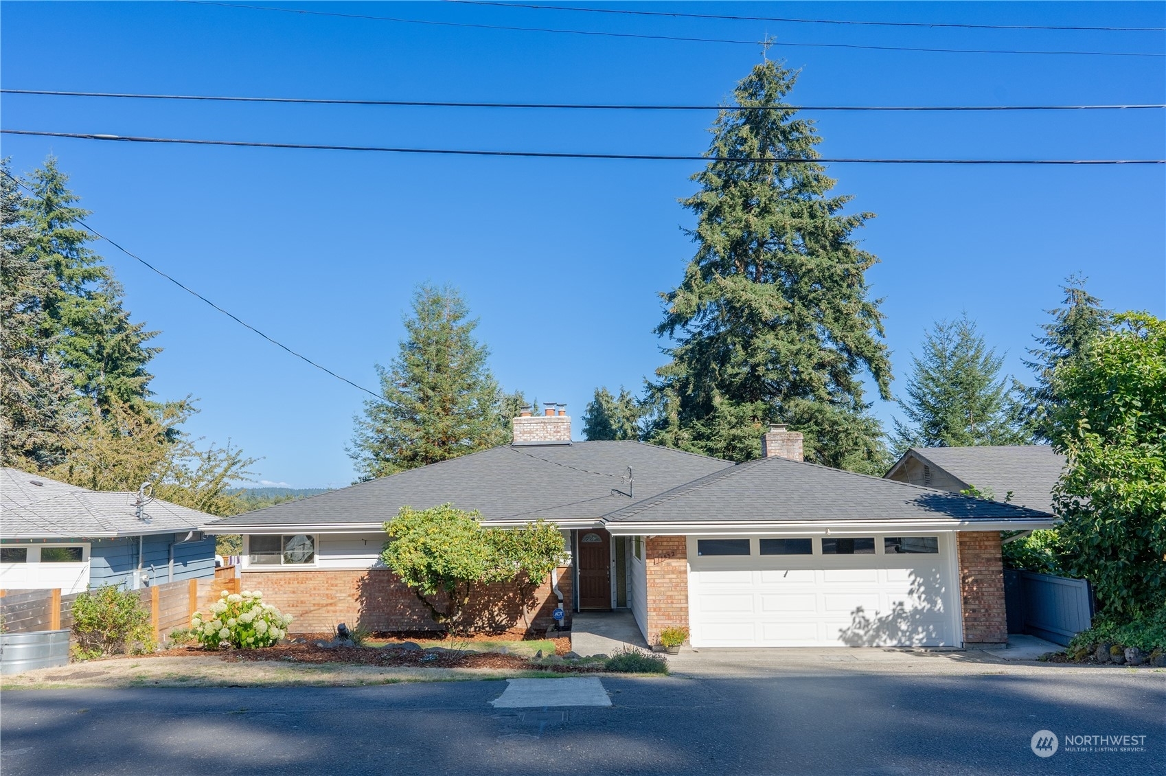 Property Photo:  11532 24th Avenue NE  WA 98125 