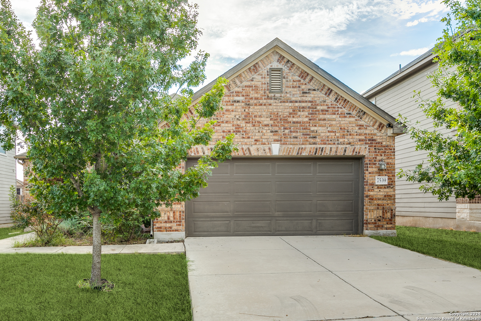 Property Photo:  7539 Copper Cv  TX 78109 