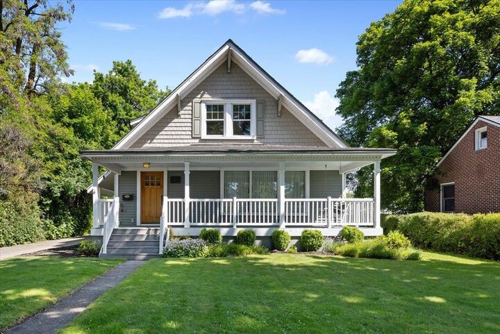 725 E 36th Ave  Spokane WA 99203 photo