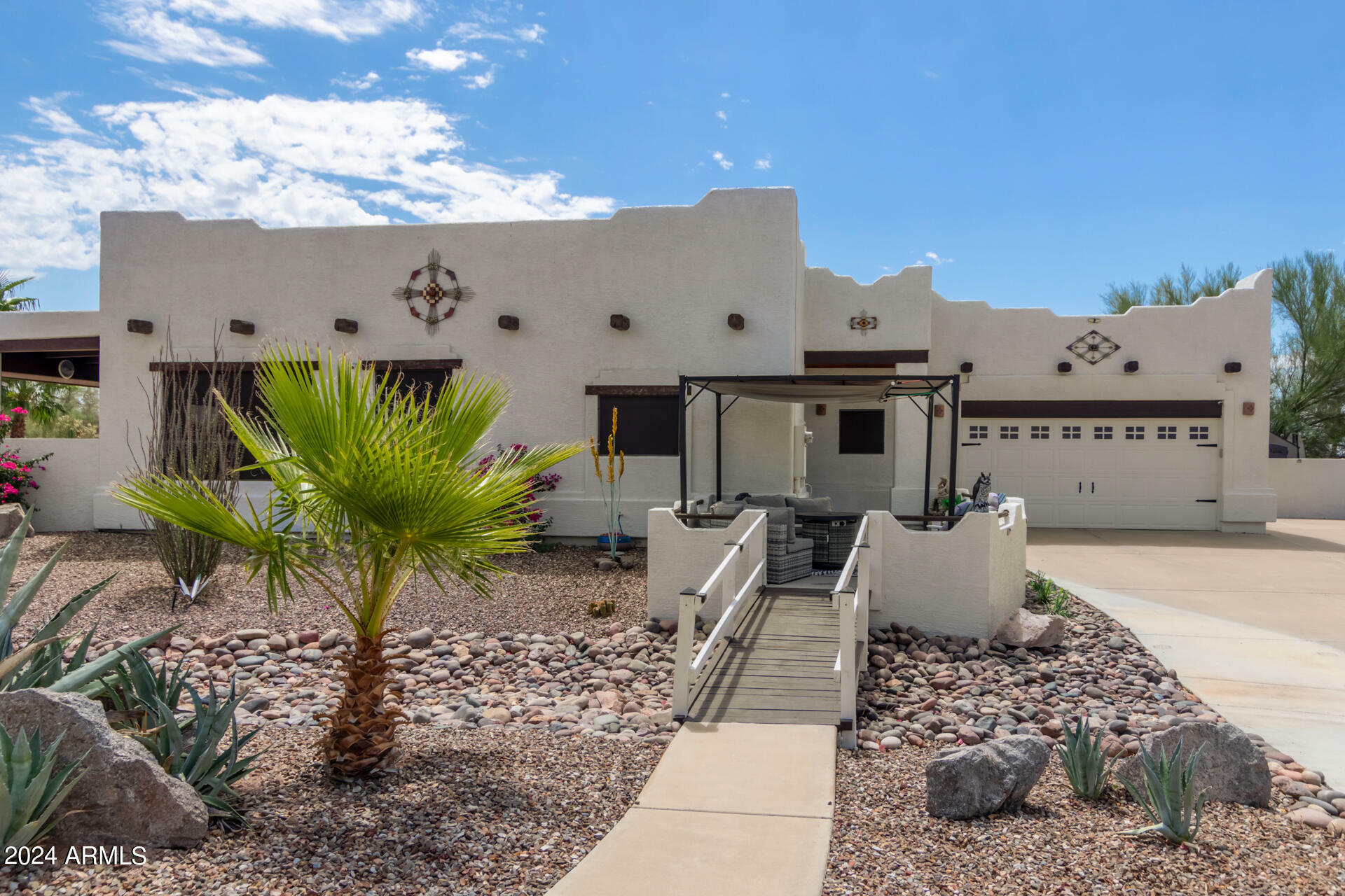 Property Photo:  7024 S Sipapu Court  AZ 85118 