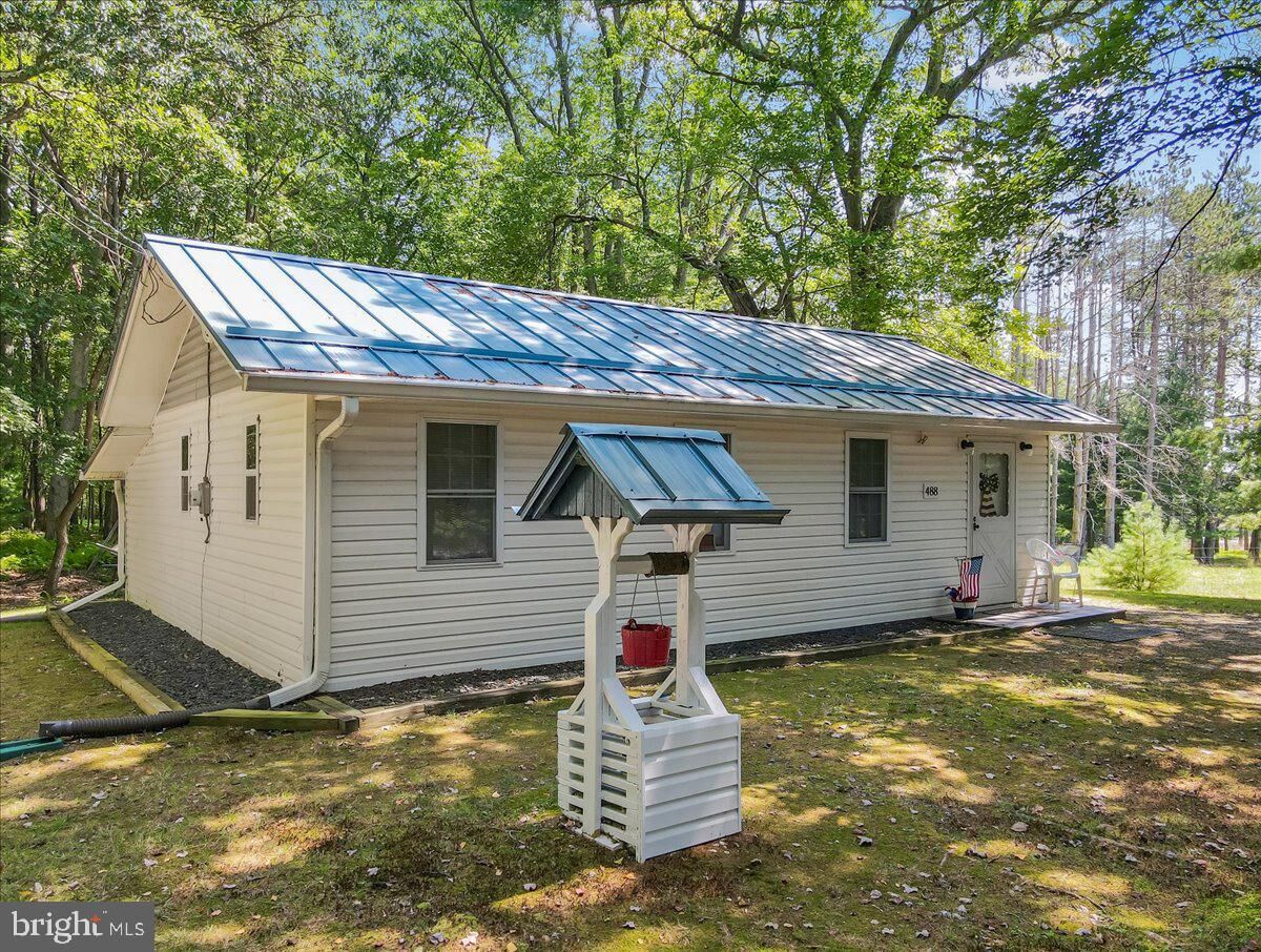 Property Photo:  708 Steckel Road  PA 18058 