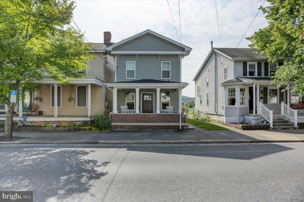 26 W Main Street  Fairfield PA 17320 photo