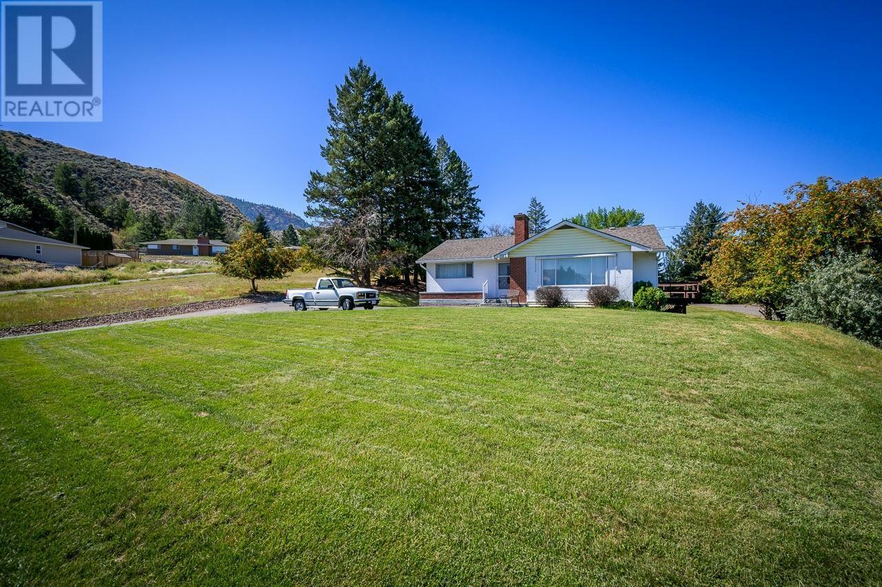 Property Photo:  323 Ridge Road  BC V2C 4Y9 