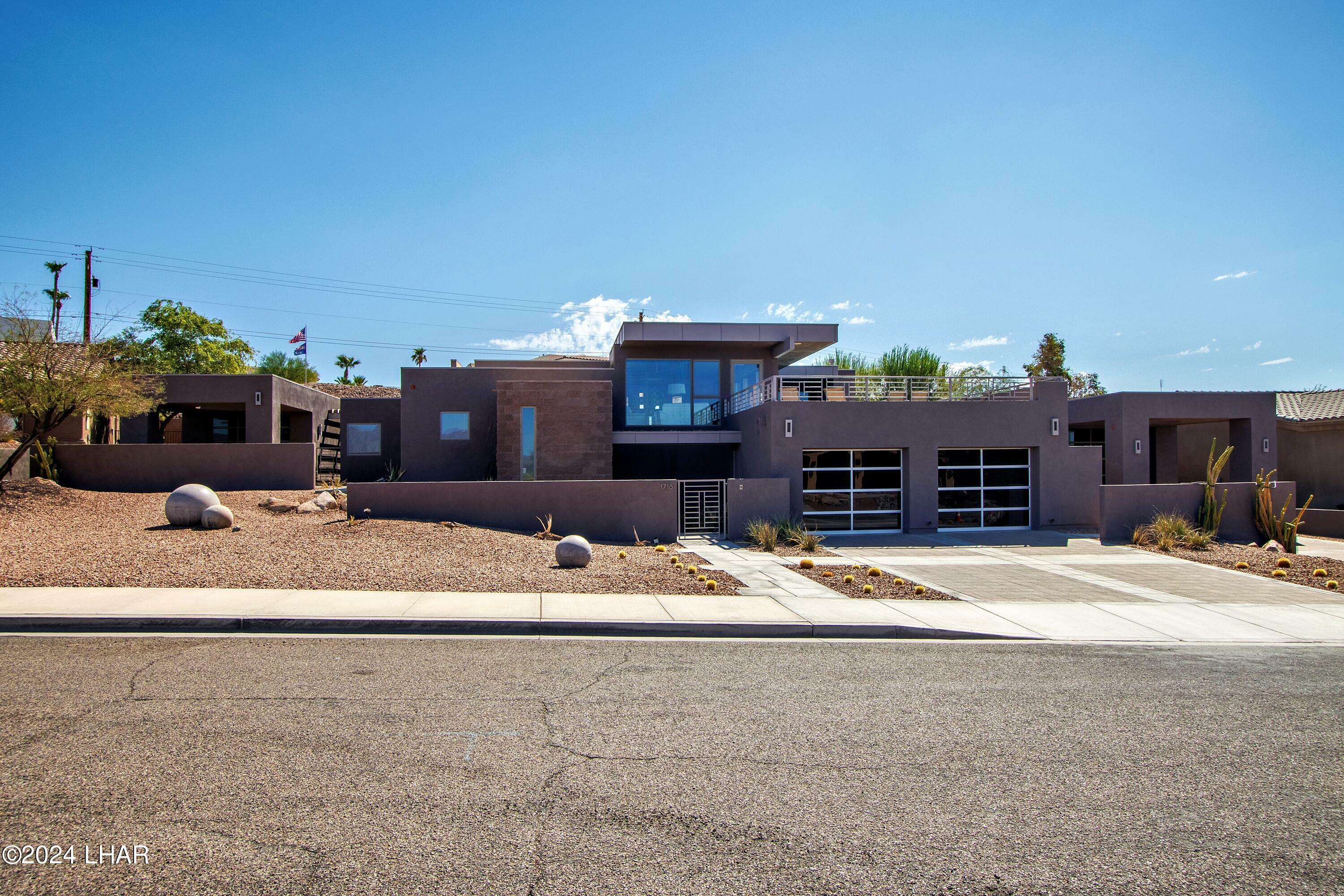 Property Photo:  1718 Sailing Hawk Dr  AZ 86404 