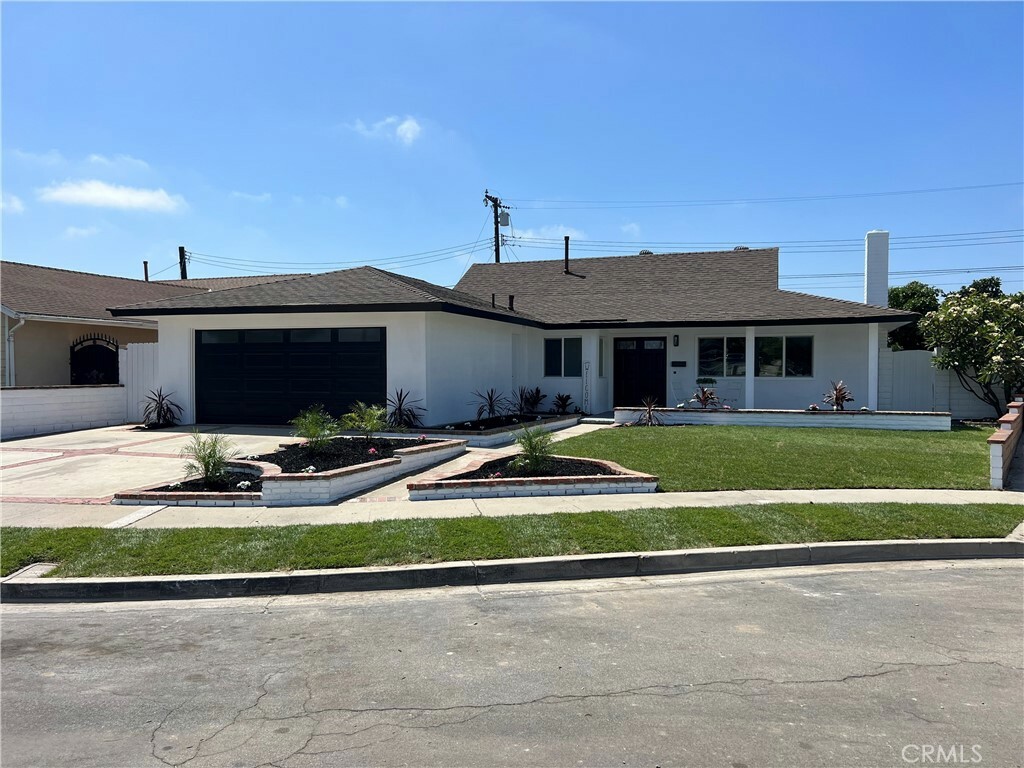 15631 Plymouth Lane  Huntington Beach CA 92647 photo