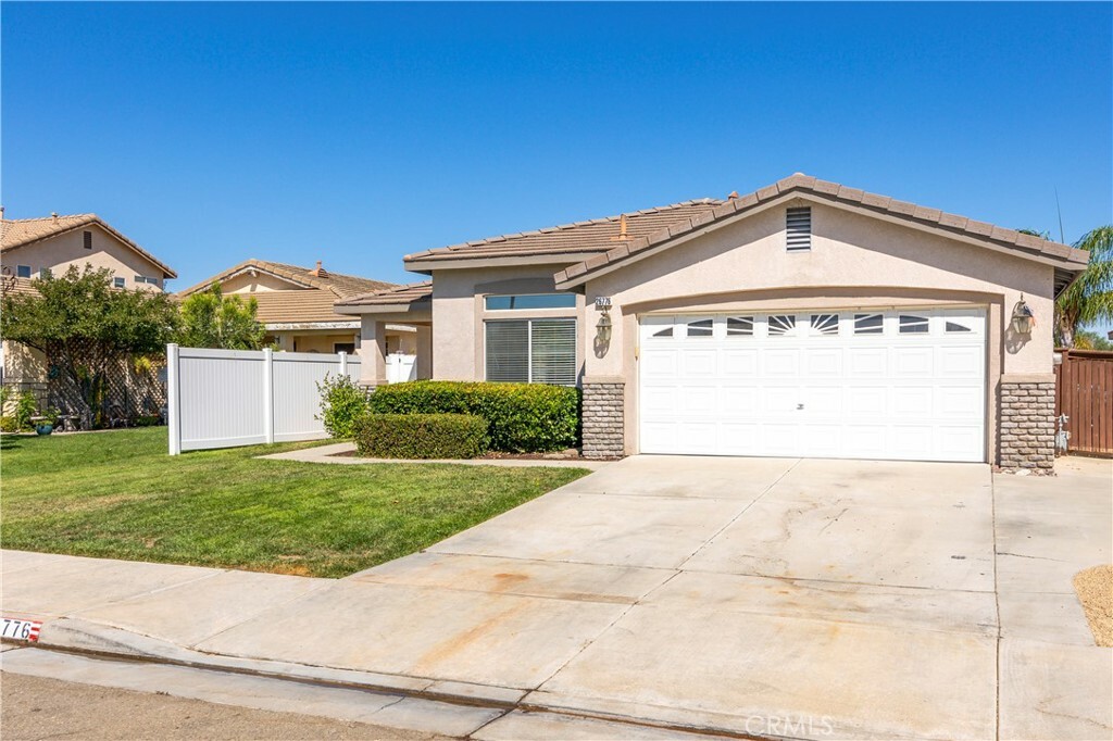 Property Photo:  26776 Hanford Street  CA 92584 