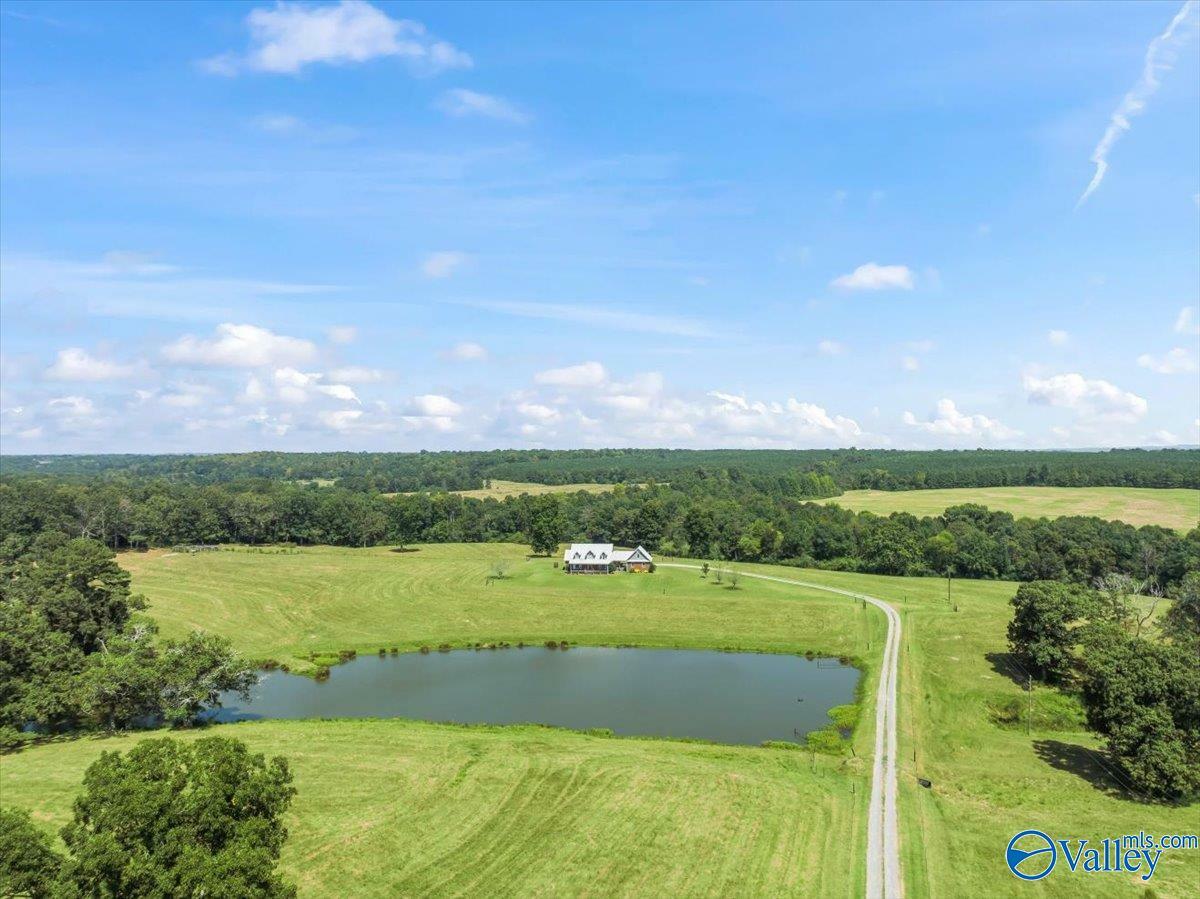 Property Photo:  2431 County Road 1755  AL 35087 