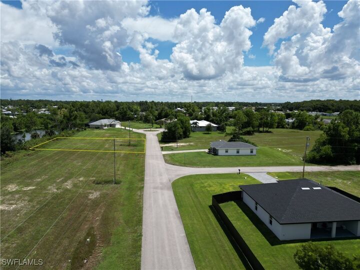 Property Photo:  2355 NE 43rd Lane  FL 33909 