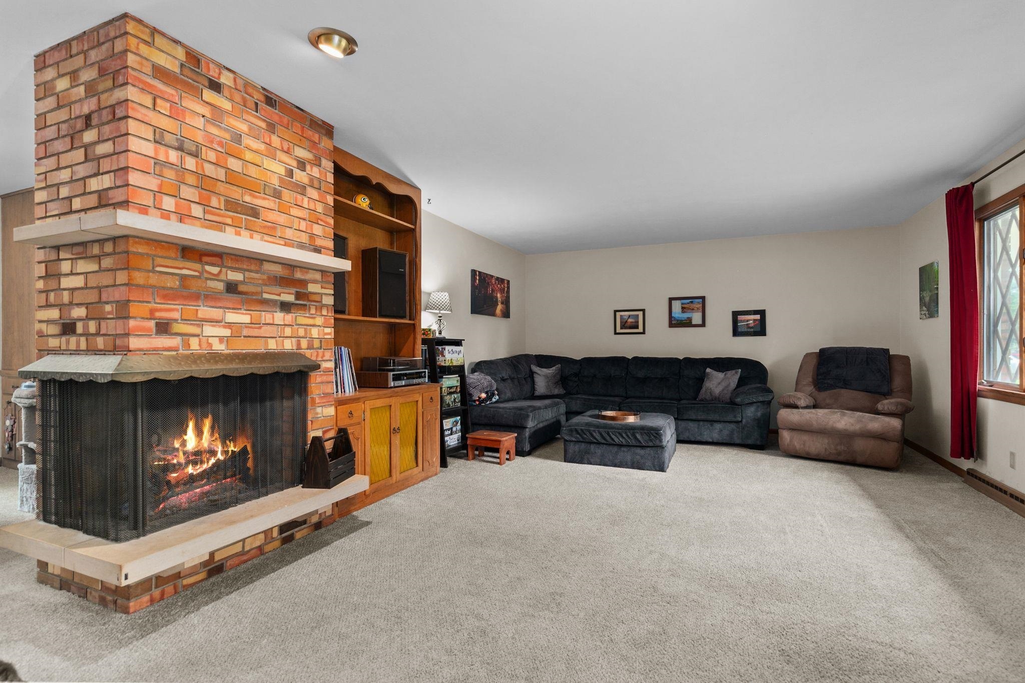 Property Photo:  2109 S Kernan Avenue  WI 54915 