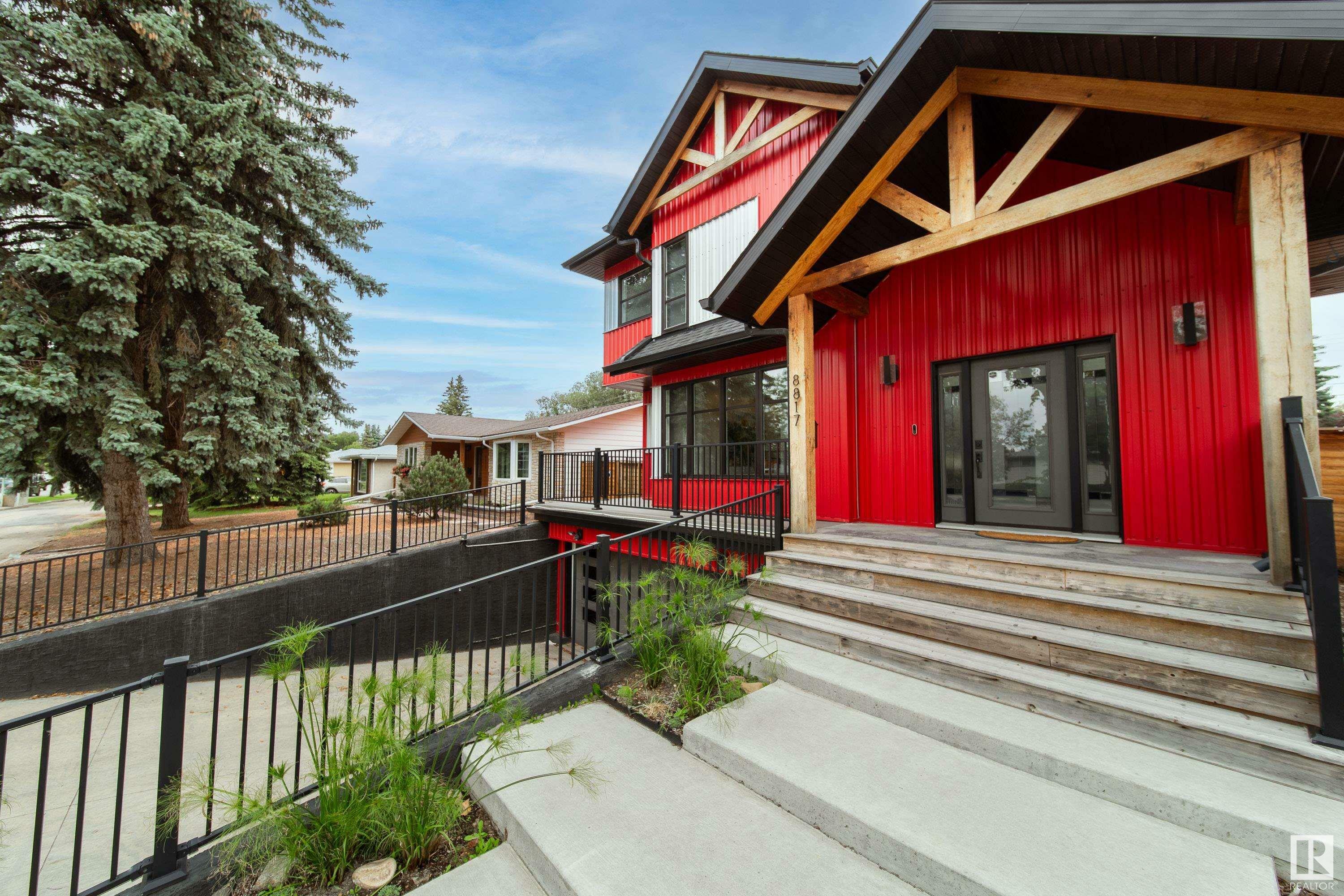 Property Photo:  8817 142 Street NW  AB T6R 0M3 