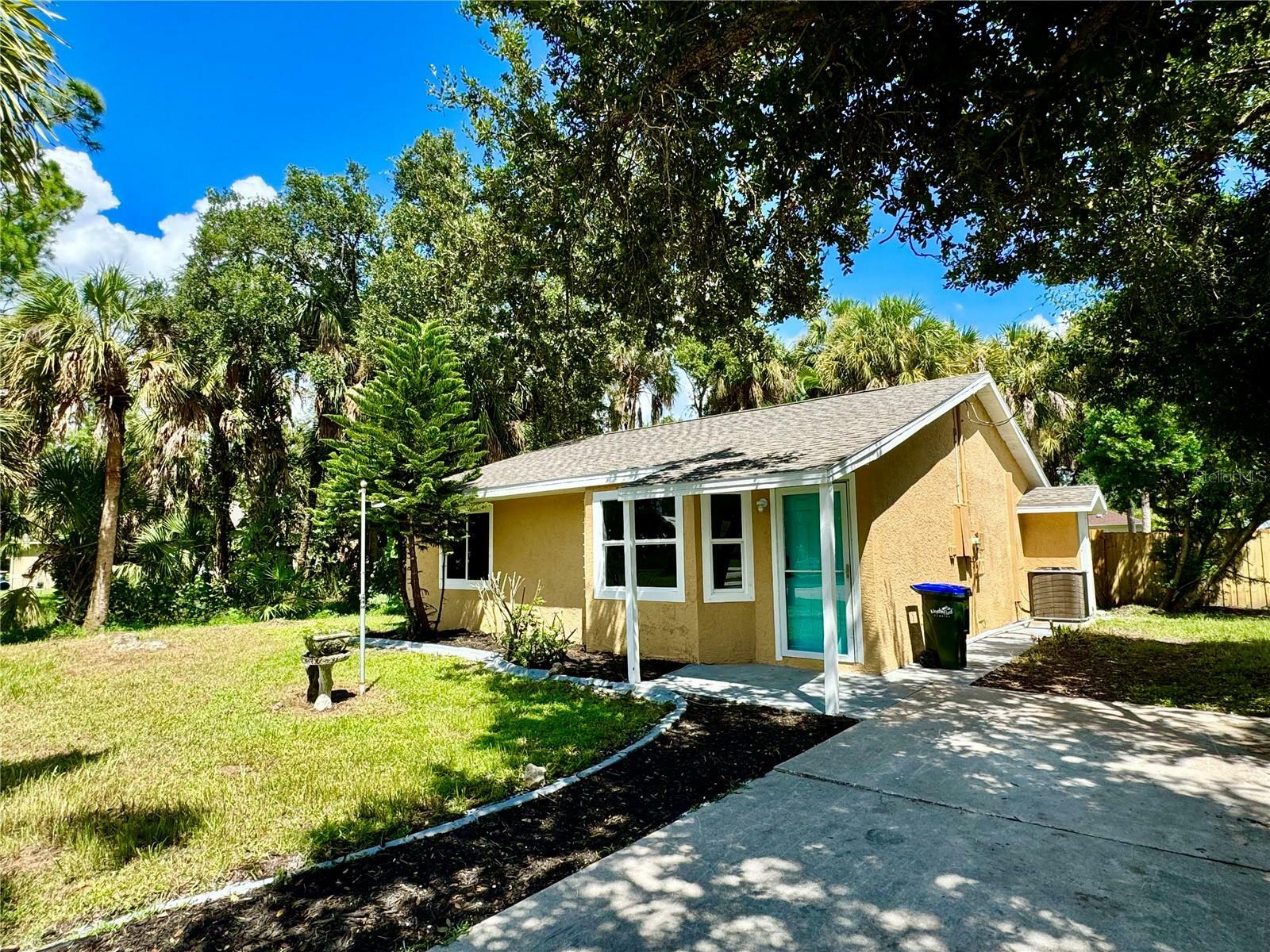 Property Photo:  2888 N Cranberry Boulevard  FL 34286 