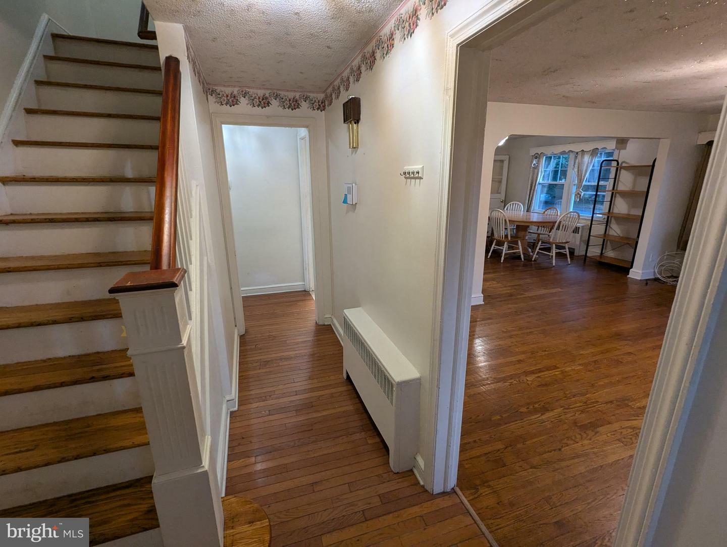 Property Photo:  21 Steinway Avenue  NJ 08618 