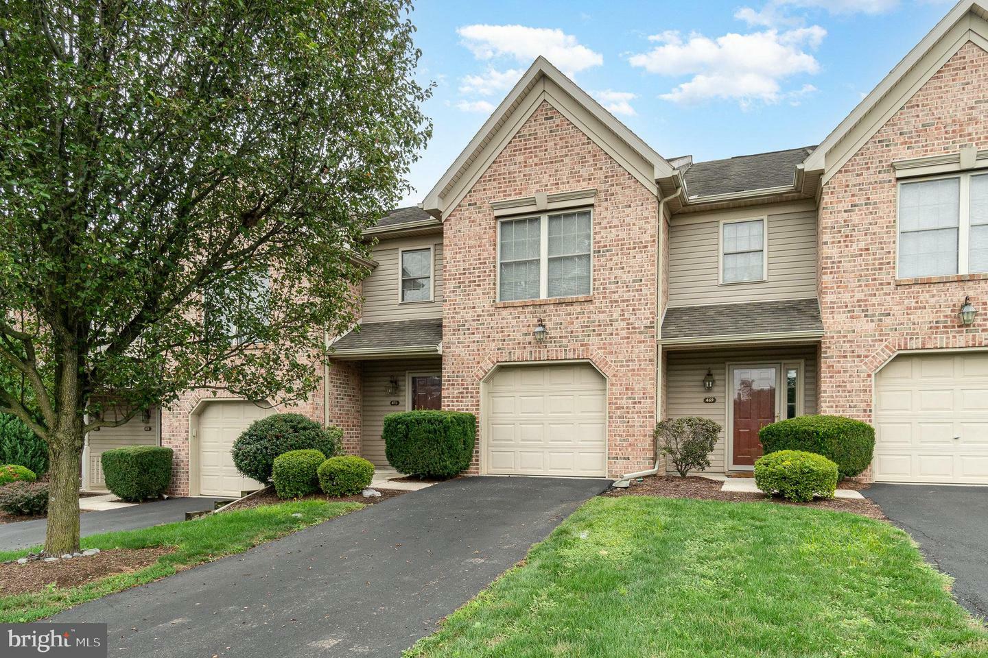 Property Photo:  471 Stonehedge Ln  PA 17055 