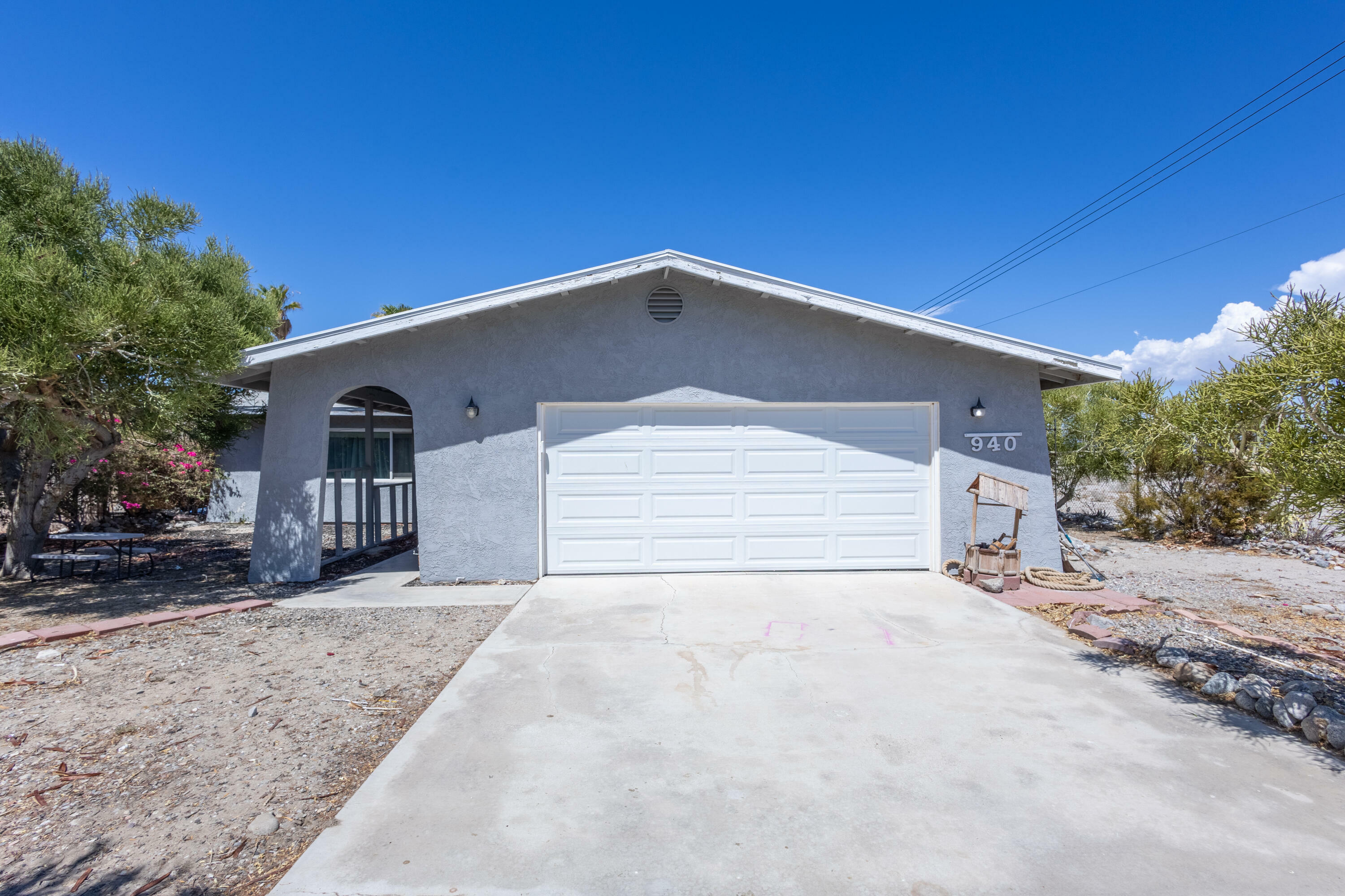 Property Photo:  940 Flamingo Avenue  CA 92274 