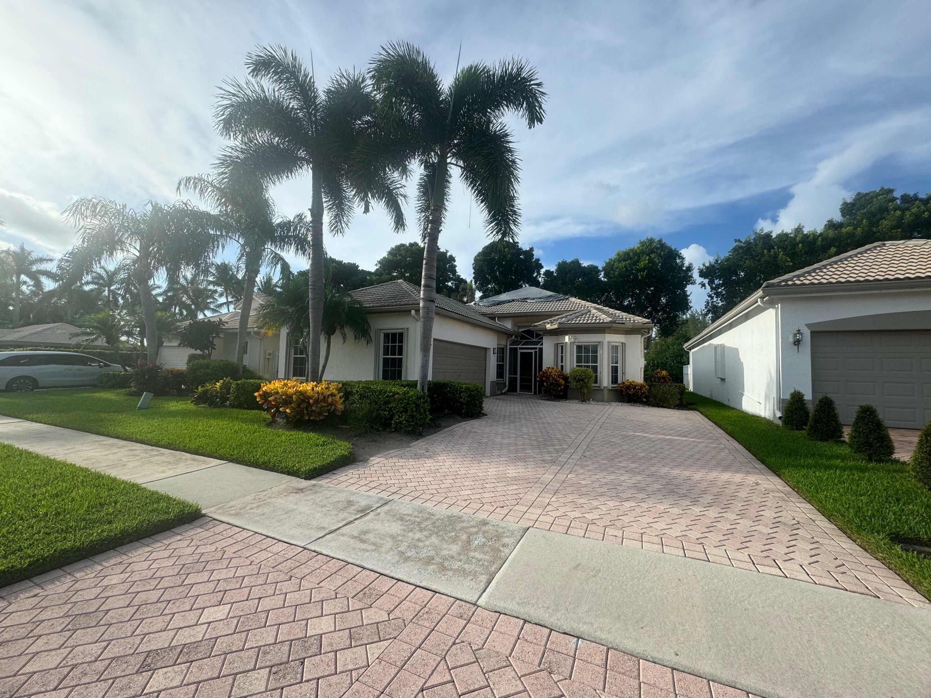 Property Photo:  7512 Eagle Point Drive  FL 33446 