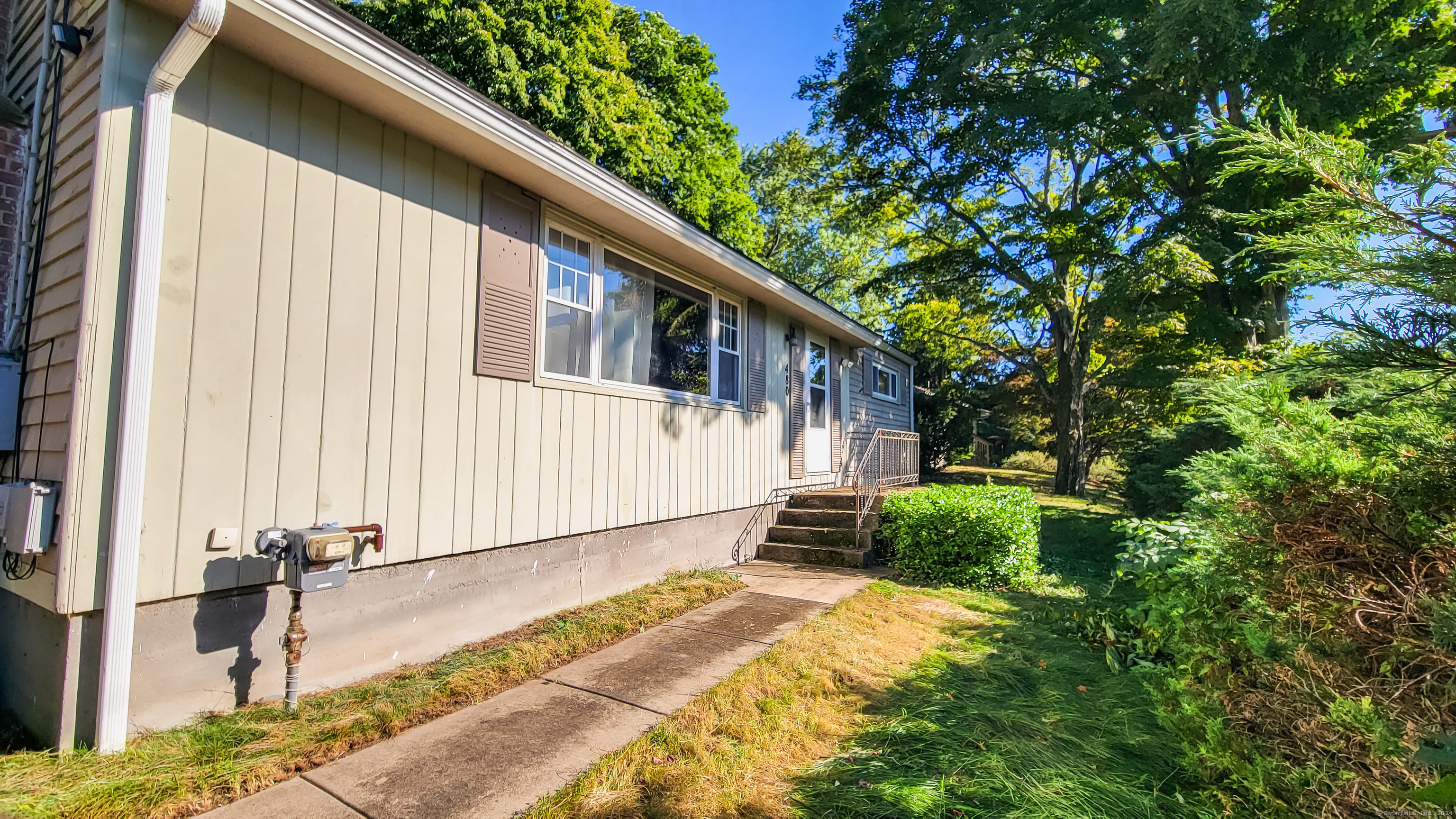 Property Photo:  480 Laurel Hill Road  CT 06360 