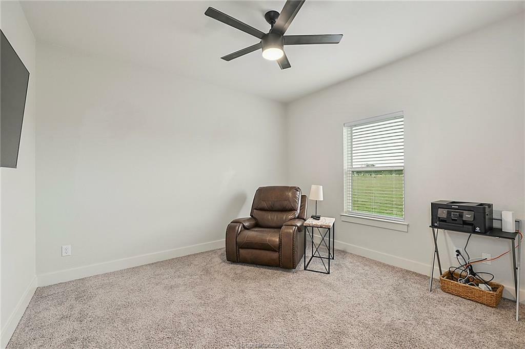 Property Photo: 11027 Oak Lake Road TX 77808-7031