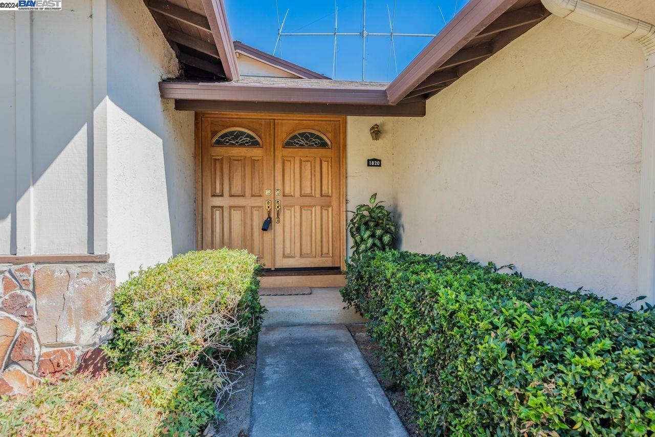 Property Photo:  1820 Sherman Dr  CA 94587 