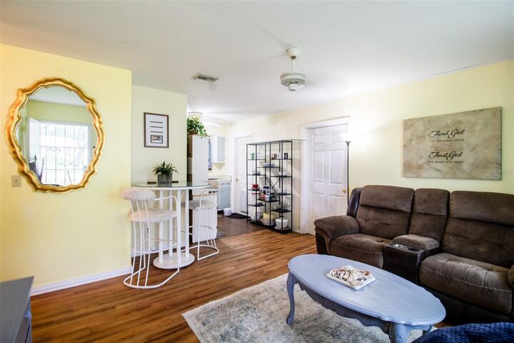 Property Photo: 6996 79th Avenue N FL 33781