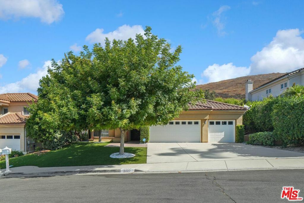 Property Photo:  2227 Fernleaf Court  CA 91362 