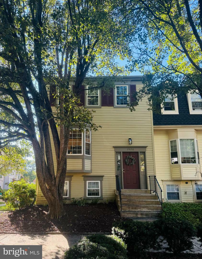 2426 Ridgehampton Court  Reston VA 20191 photo