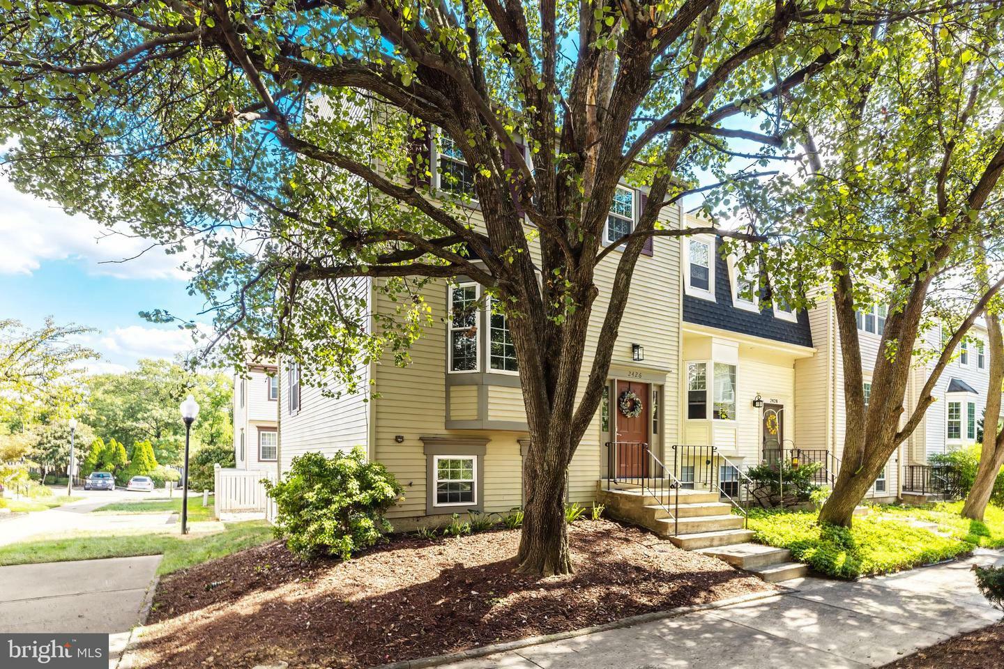 2426 Ridgehampton Court  Reston VA 20191 photo