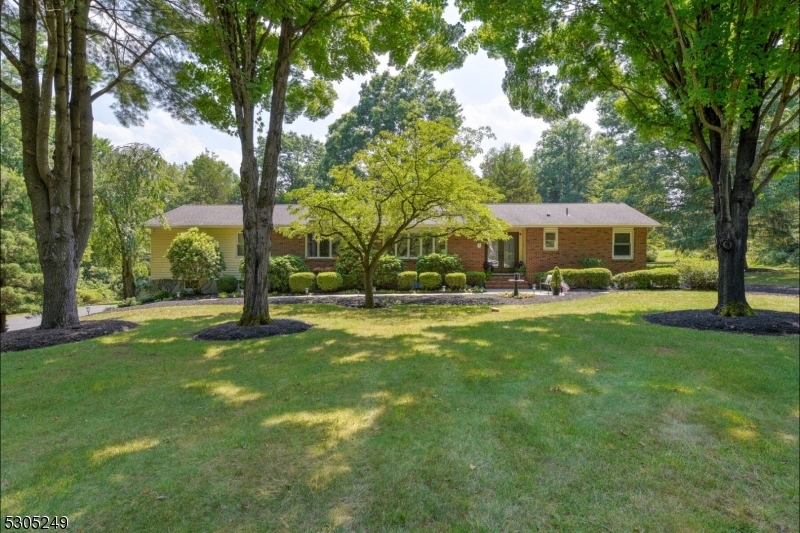 Property Photo: 42 Onka Dr NJ 08844