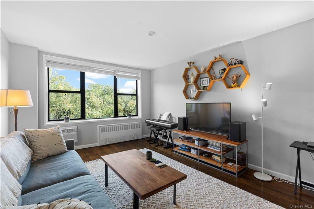 Property Photo:  119 S Highland Avenue 6C  NY 10562 