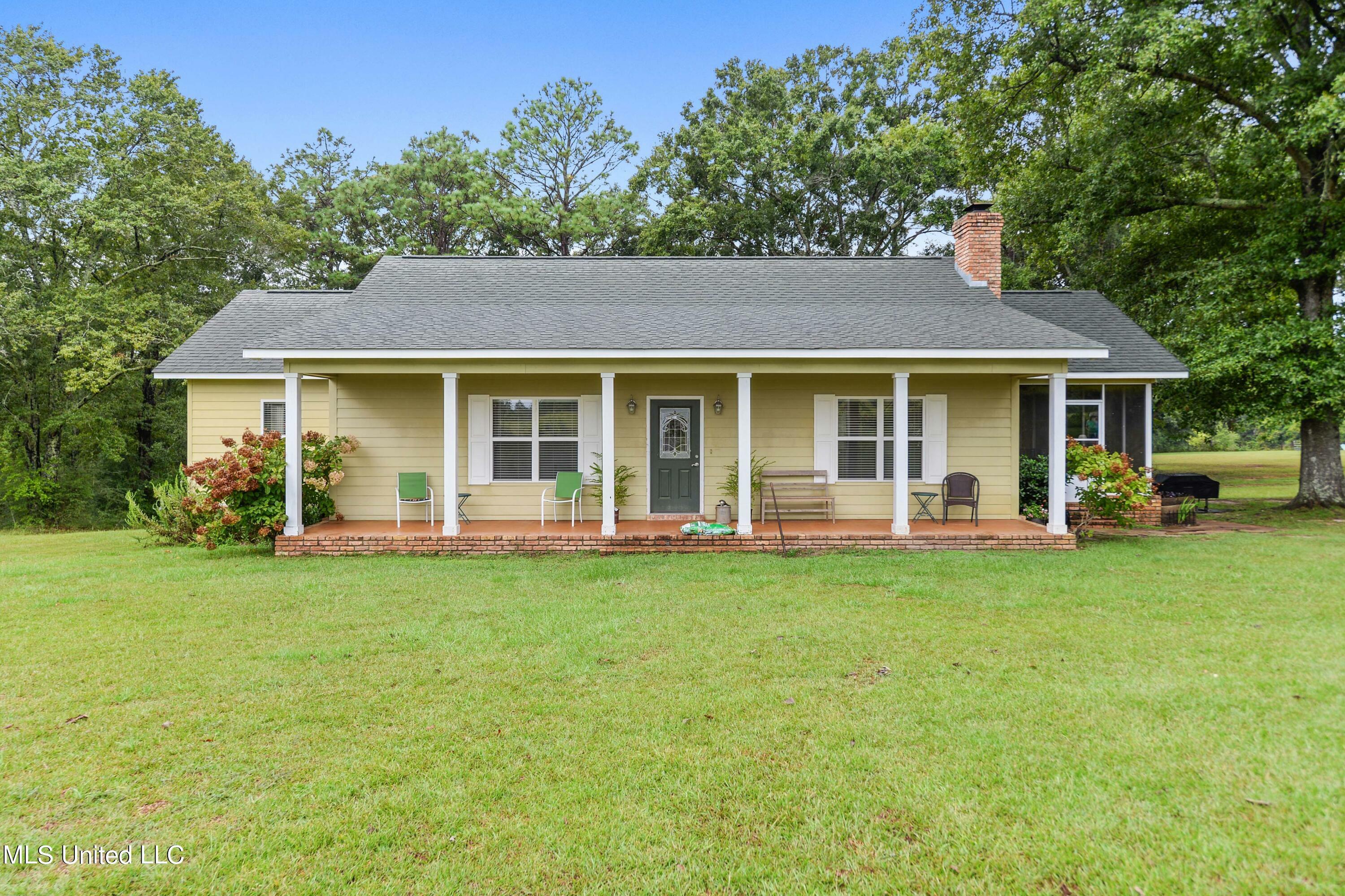 Property Photo:  136 Brannon Road  MS 39452 