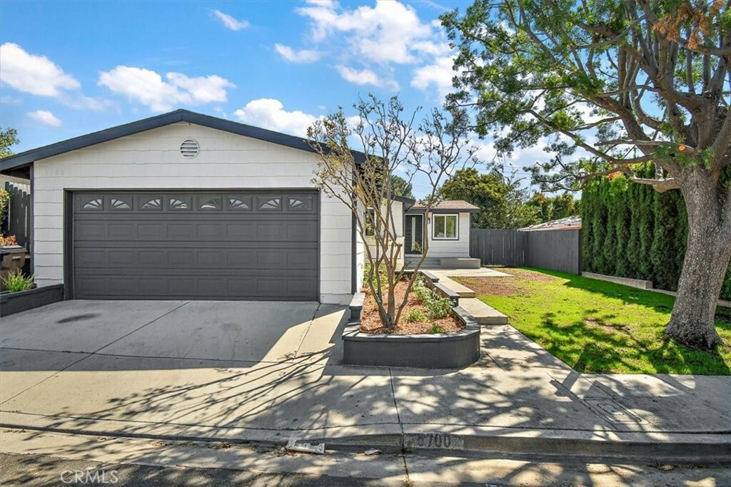 Property Photo:  5700 Greenbriar Drive  CA 92887 