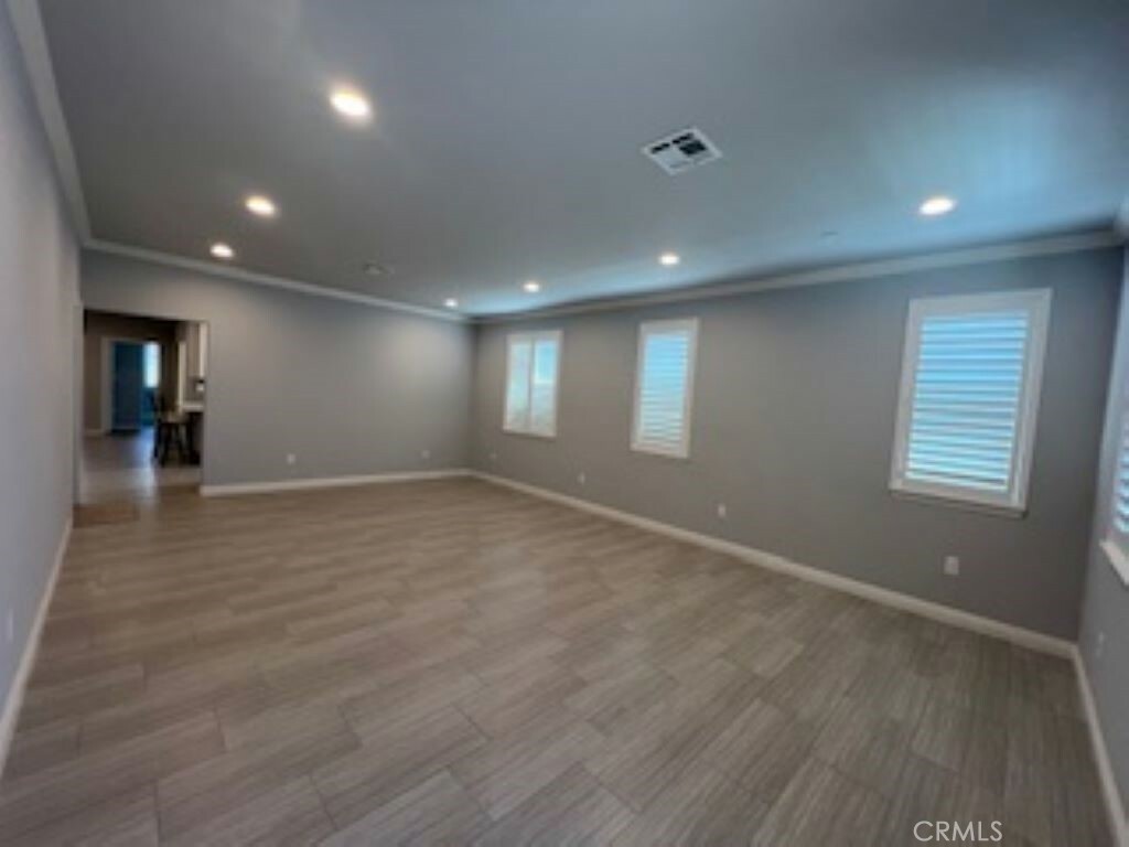 Property Photo:  658 Del Valle Ave  CA 91744 