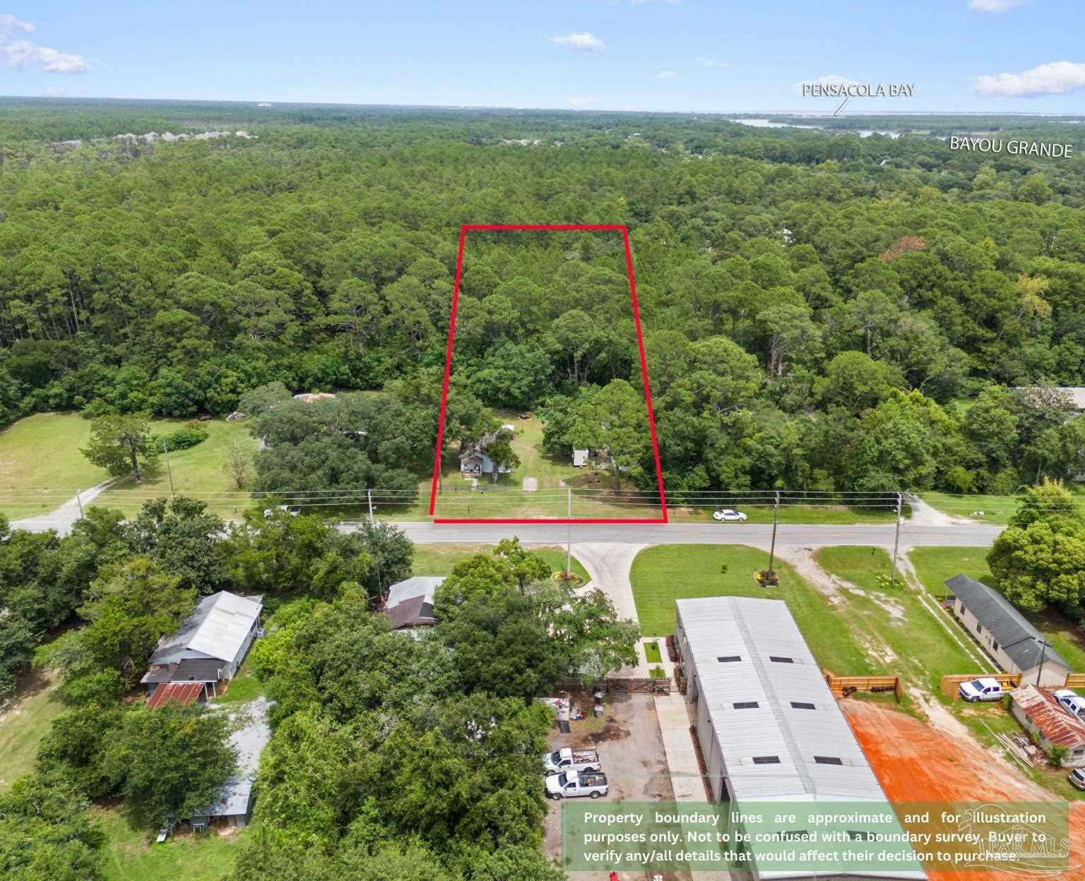 Property Photo:  2550 Dog Track Rd  FL 32506 