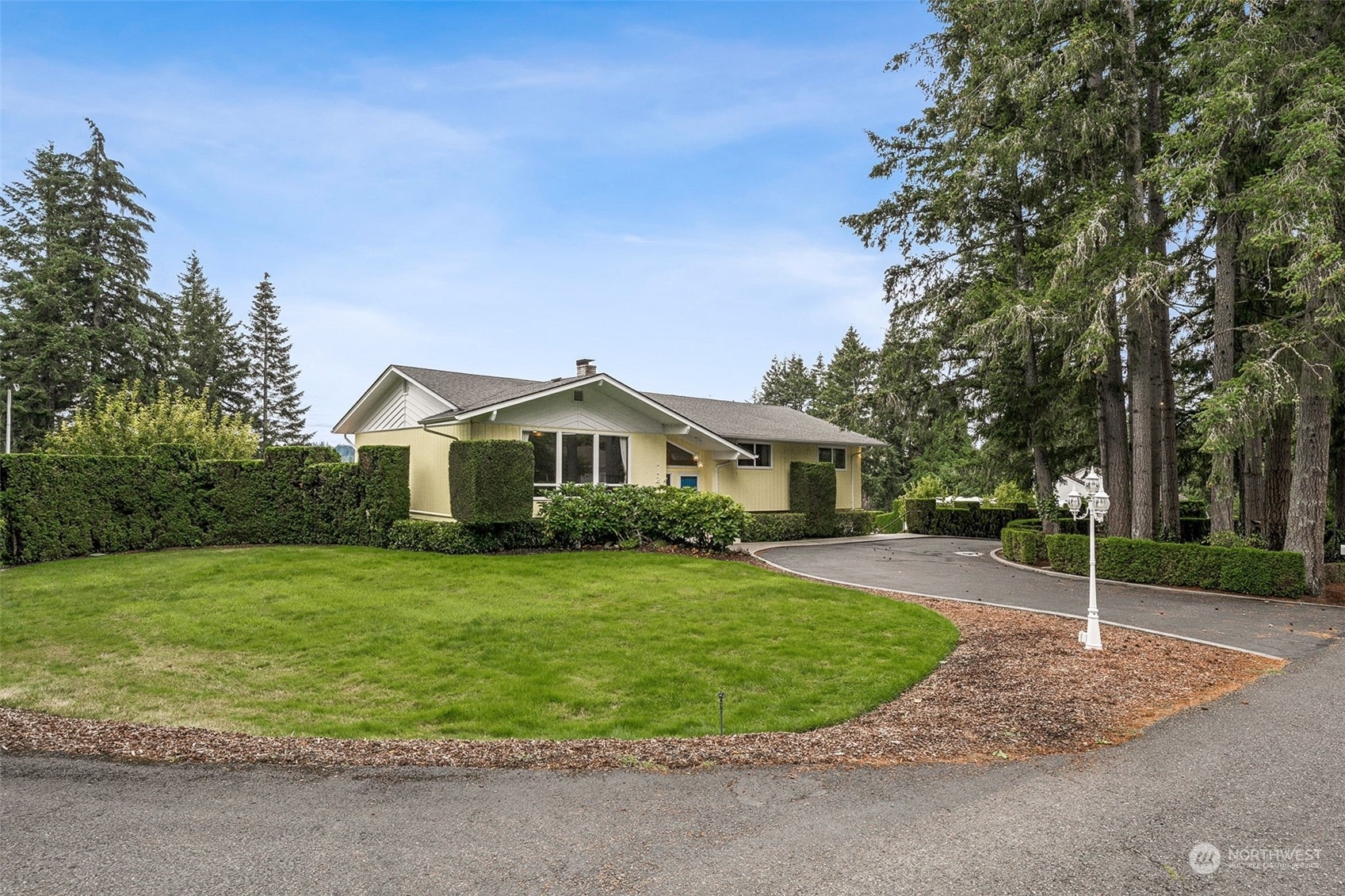 Property Photo:  112 Northridge Drive  WA 98531 