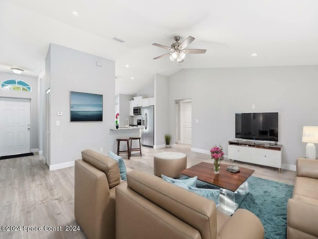 Property Photo:  7716 105th Court  FL 32967 