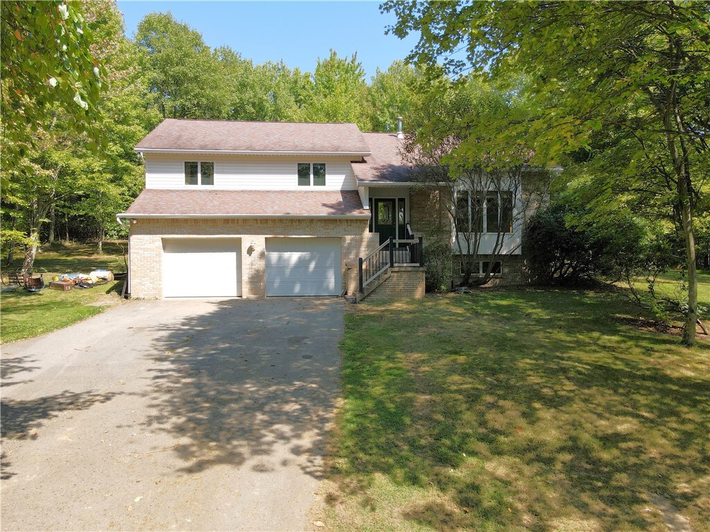 Property Photo: 526 Sues Lane PA 15601