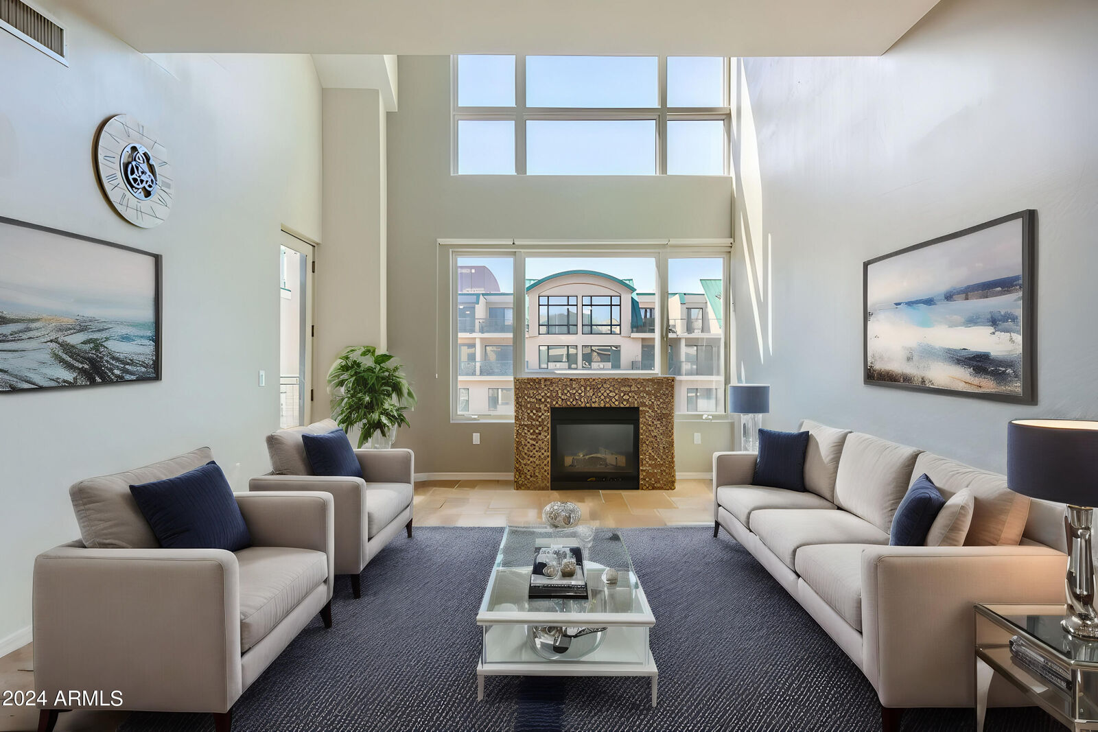 Property Photo:  17 W Vernon Avenue 615  AZ 85003