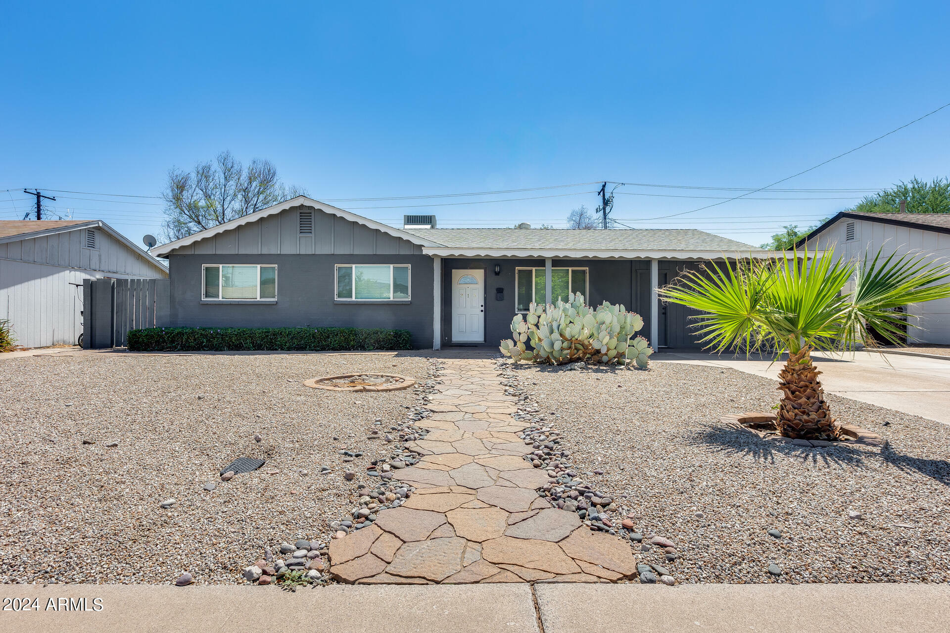 Property Photo:  315 E Pierce Street  AZ 85288 