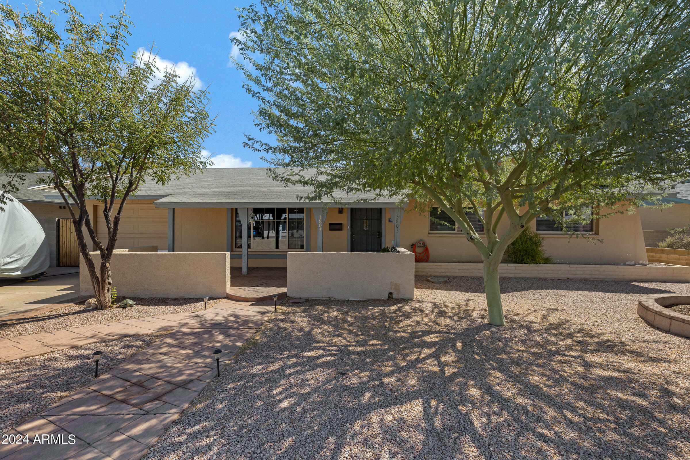 Property Photo:  3803 S Elm Street  AZ 85282 