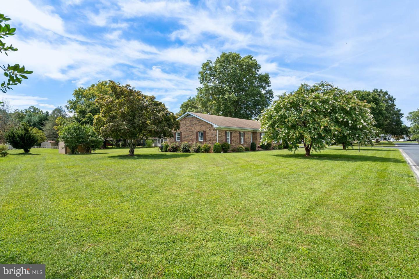 Property Photo:  812 Parkhurst Drive  MD 21804 