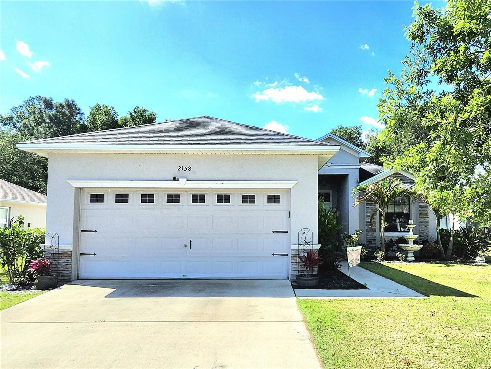 Property Photo:  2158 Mirasol Drive  FL 33881 